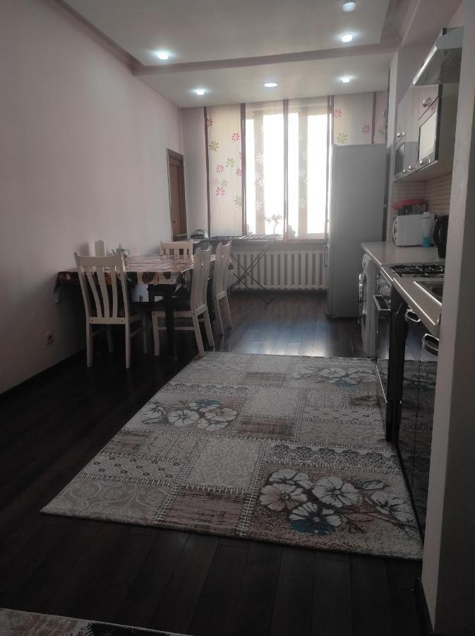 Элитная Квартира В Центре Бишкека 비슈케크 외부 사진